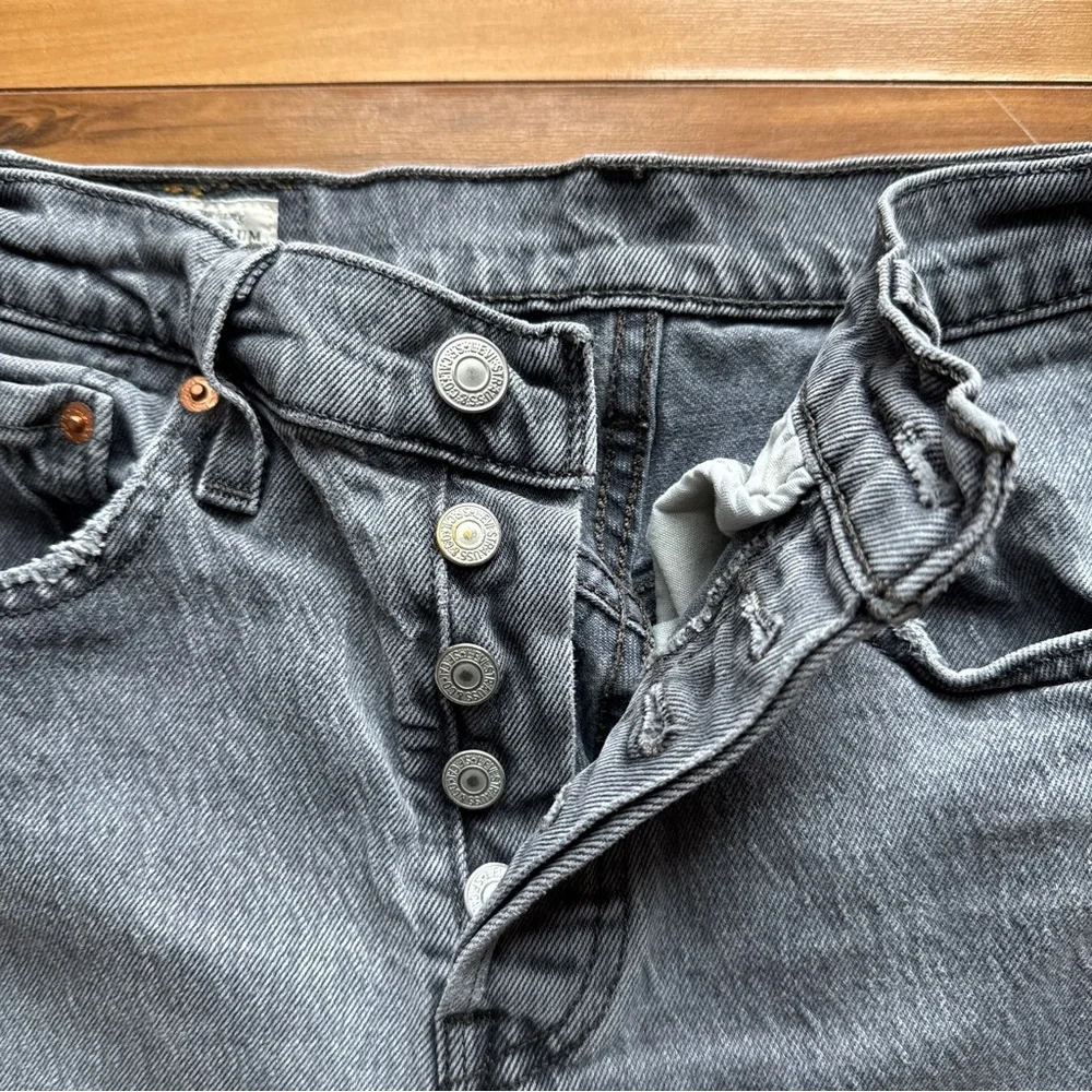 Levi’s 501 Skinny Washed Grey High Rise Denim Jeans - Picture 4 of 15